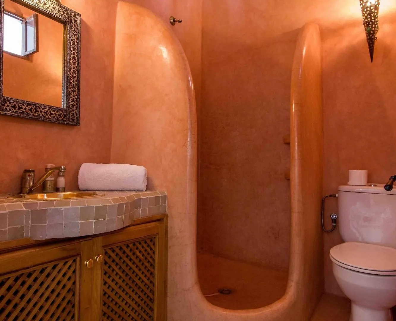 Riad Amira Marrakesh 4*,